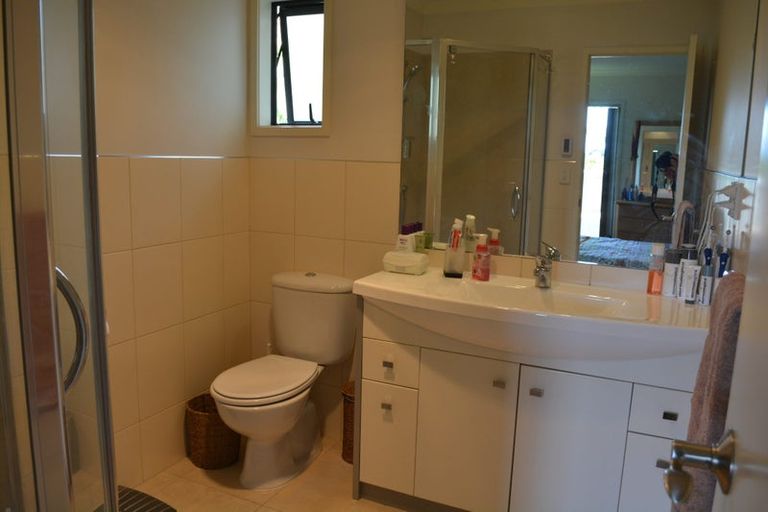 Photo of property in 1/3 Oban Road, Browns Bay, Auckland, 0630