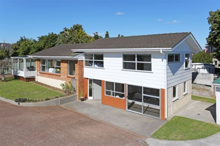 Photo of property in 7 Polandson Place, Opaheke, Papakura, 2113