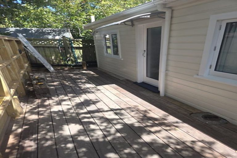 Photo of property in 100 Owen Street, Newtown, Wellington, 6021