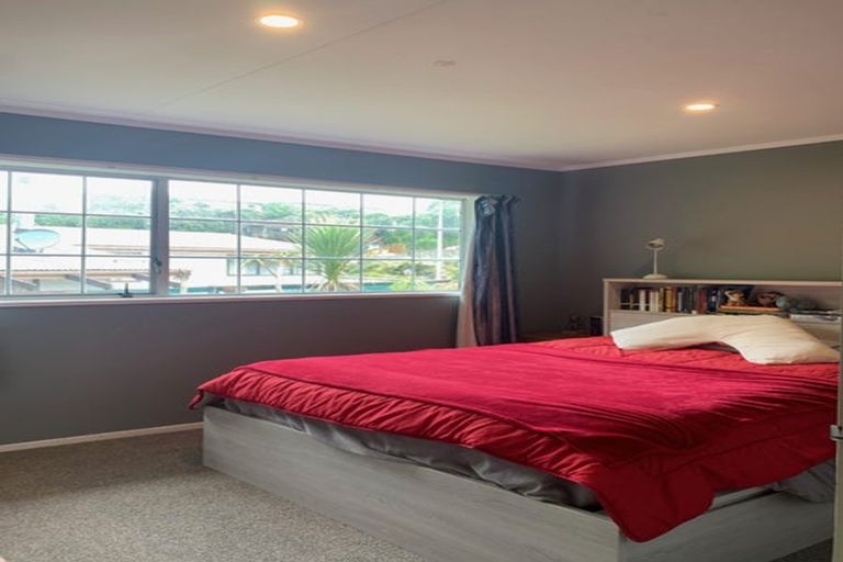 Photo of property in 1/6 Waterloo Place, Westown, New Plymouth, 4310