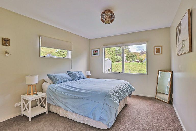 Photo of property in 9 John Ross Place, Kairakau, Havelock North, 4295