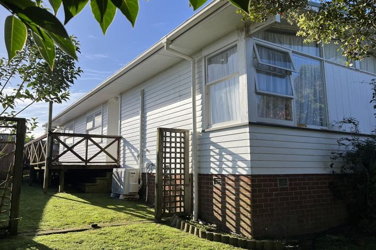 Photo of property in 19 Gainsborough Street, Manurewa, Auckland, 2102