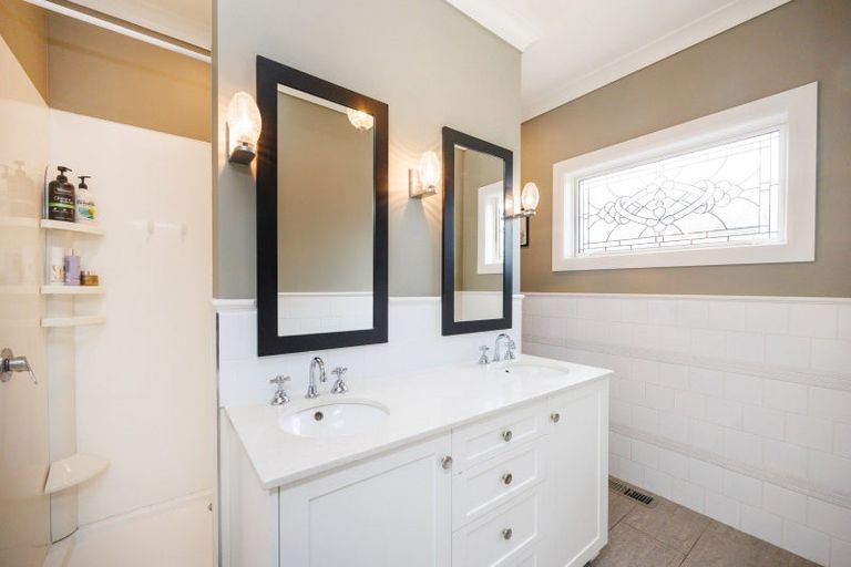 Photo of property in 3 Karaka Street, Hokowhitu, Palmerston North, 4410