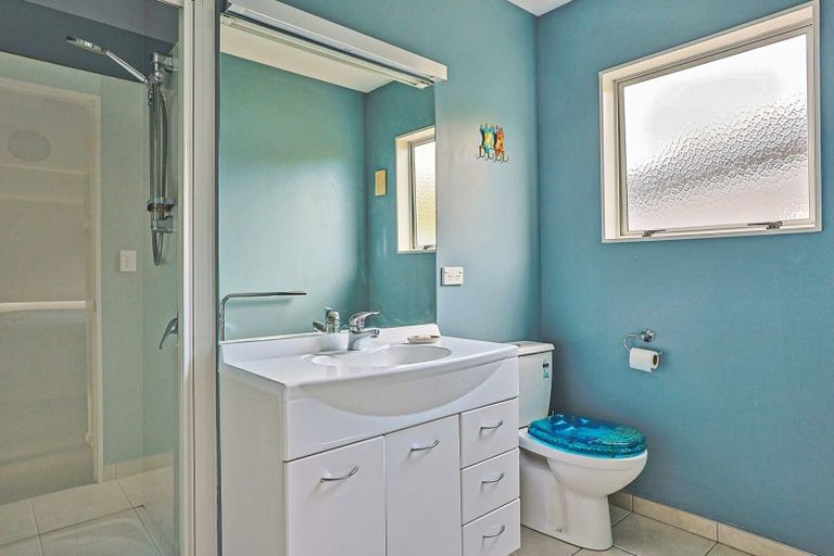 Photo of property in 9 John Ross Place, Kairakau, Havelock North, 4295