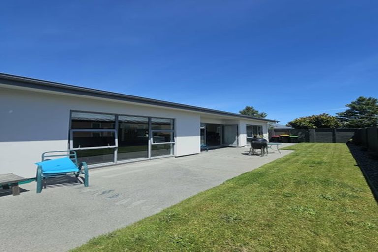 Photo of property in 2 Nga Tupuna Street, Pegasus, 7612