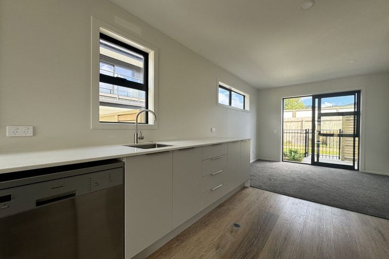 Photo of property in 1 Te Ara O Papatahi, Wainuiomata, Lower Hutt, 5014