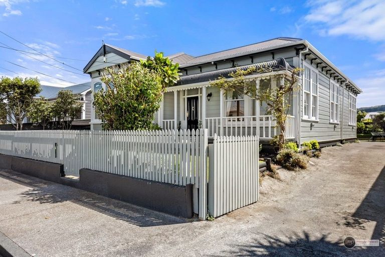 Photo of property in 19 Bay Street, Petone, Lower Hutt, 5012