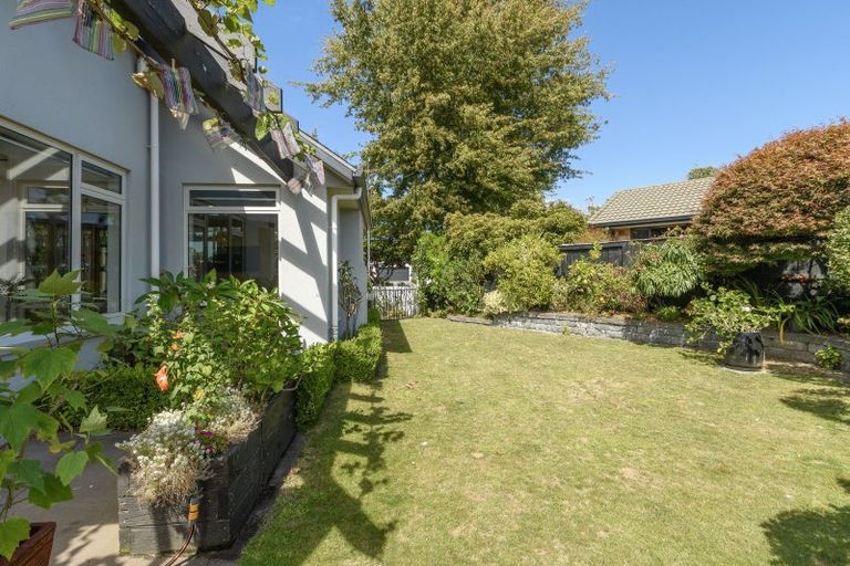 Photo of property in 22 Hansard Place, Bethlehem, Tauranga, 3110