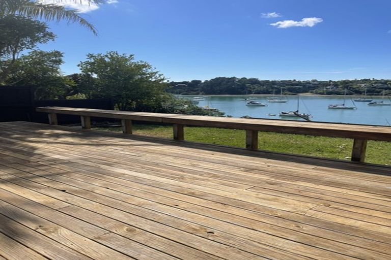 Photo of property in 113 Ferry Parade, Herald Island, Auckland, 0618
