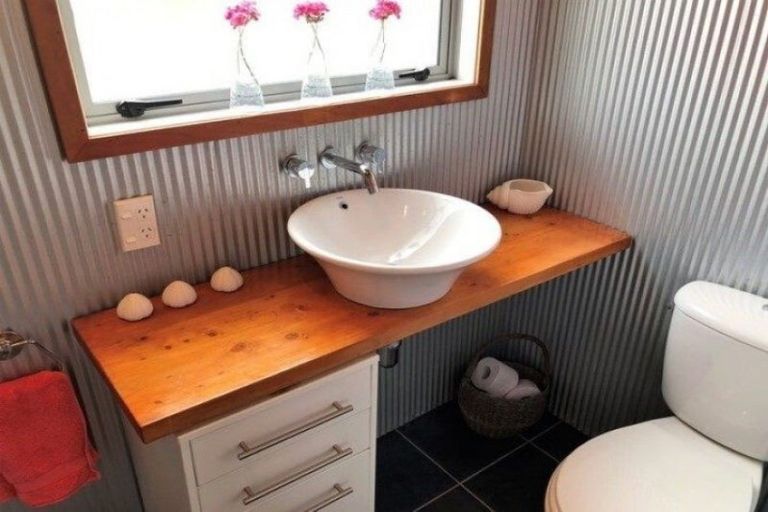 Photo of property in 22 Babbacombe Avenue, Otaki Beach, Otaki, 5512