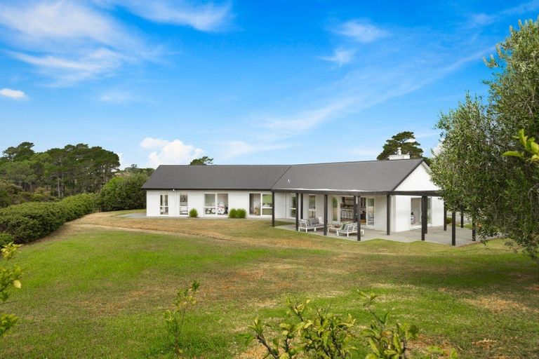 Photo of property in 255 Austin Road, Dairy Flat, Albany, 0794