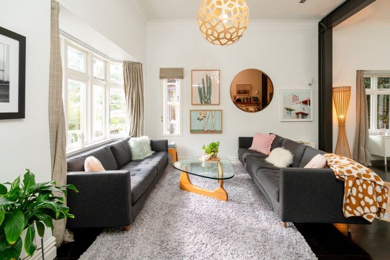 Photo of property in 17 Honiana Te Puni Street, Aro Valley, Wellington, 6021