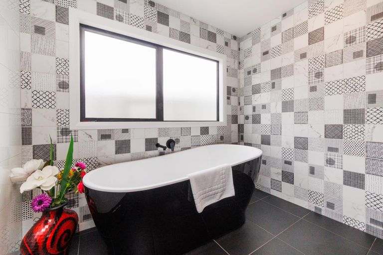 Photo of property in 135 Atawhai Road, Fitzherbert, Palmerston North, 4410