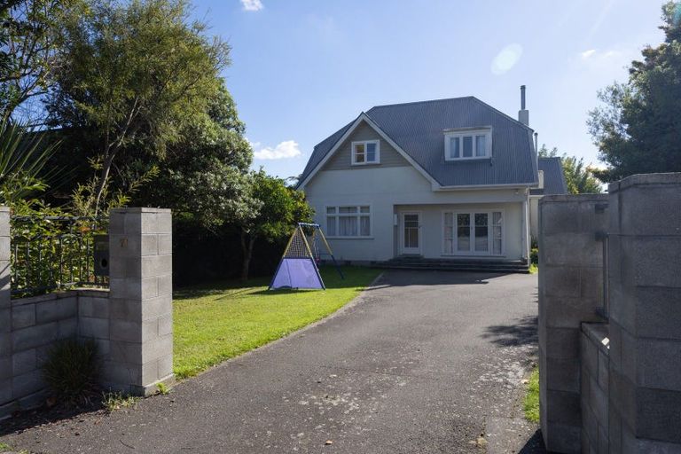 Photo of property in 71 Te Awe Awe Street, Hokowhitu, Palmerston North, 4410