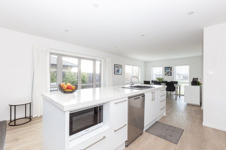 Photo of property in 10 Merino Street, Marshland, Christchurch, 8083