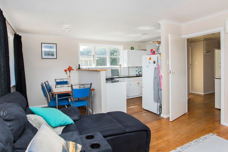 Photo of property in 8 Karaka Street, Elgin, Gisborne, 4010