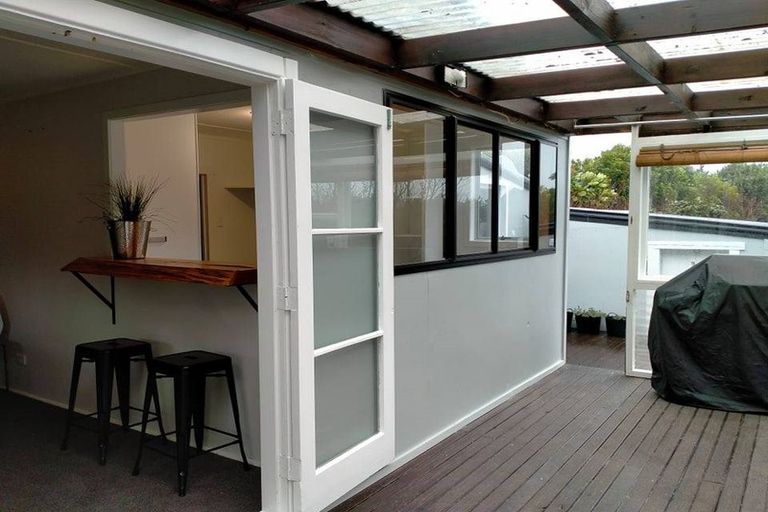 Photo of property in 76 Kekeua Road, Warea, New Plymouth, 4381