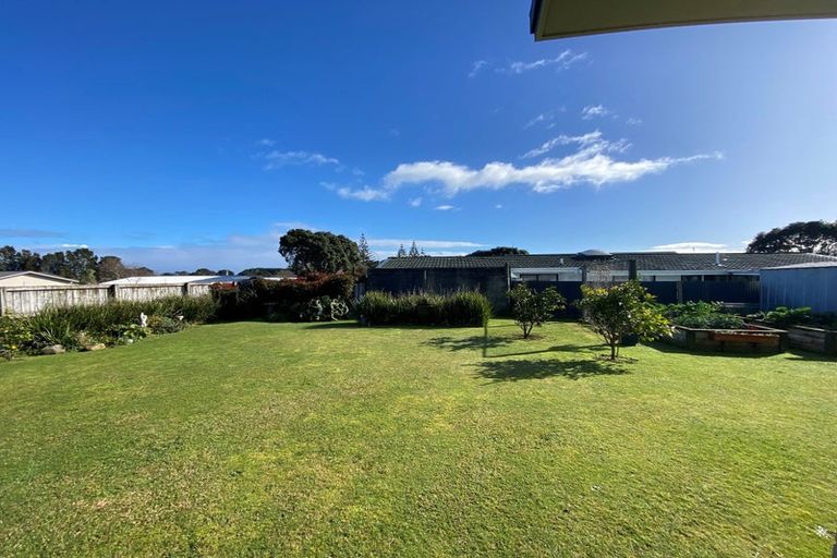 Photo of property in 1 Sarten Street, Waitara, 4320