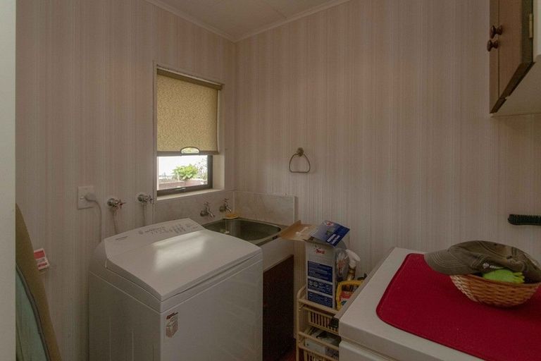 Photo of property in 151 Tait Drive, Greenmeadows, Napier, 4112