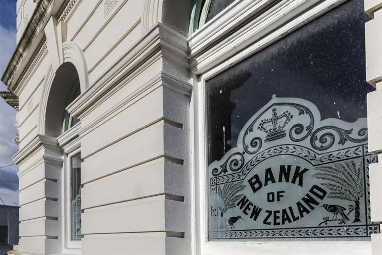 Photo of property in 1 Kawakawa Street, Mangaweka, 4797