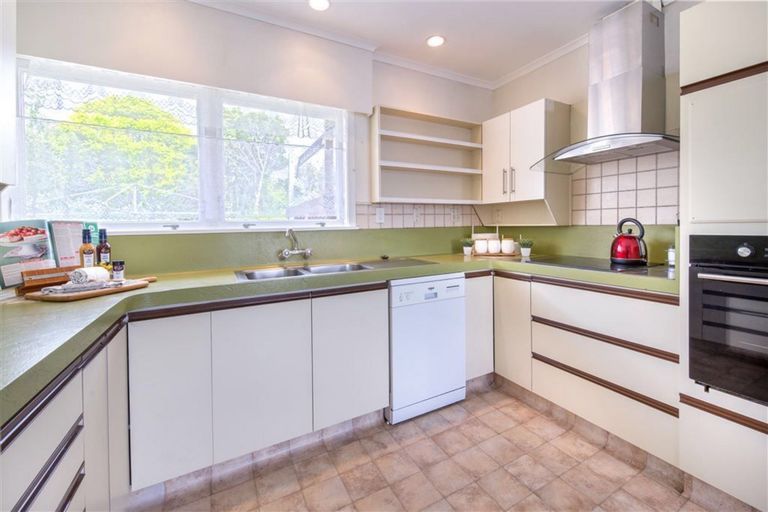 Photo of property in 453 Great South Road, Opaheke, Papakura, 2113