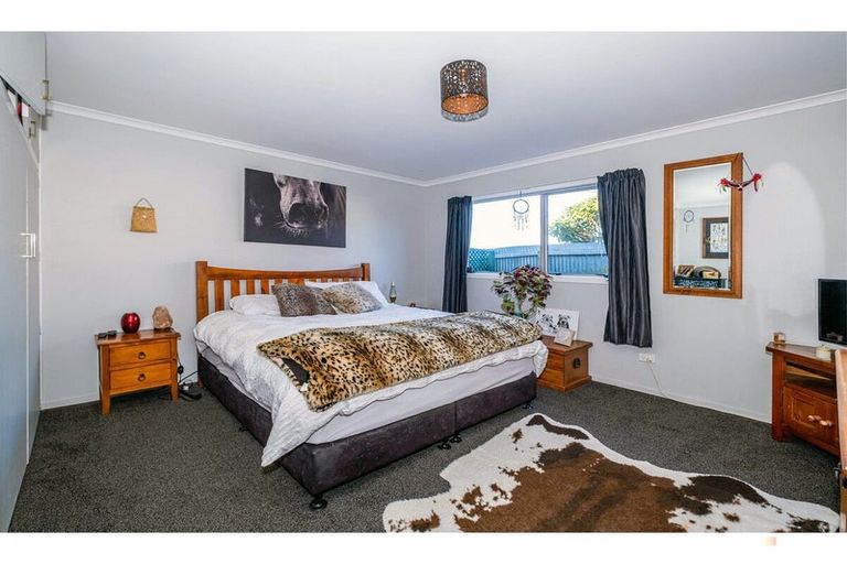 Photo of property in 10 Studholme Street, Waimate, 7924