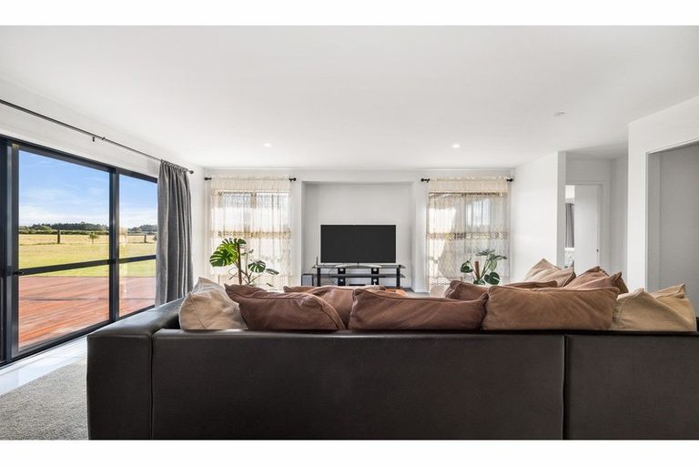 Photo of property in 918b Weedons Ross Road, West Melton, Christchurch, 7671