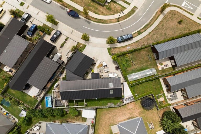 Photo of property in 14 Bellamore Street, Lake Hayes, Queenstown, 9304