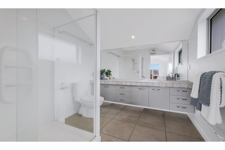 Photo of property in 14 Stout Street, Waimairi Beach, Christchurch, 8083