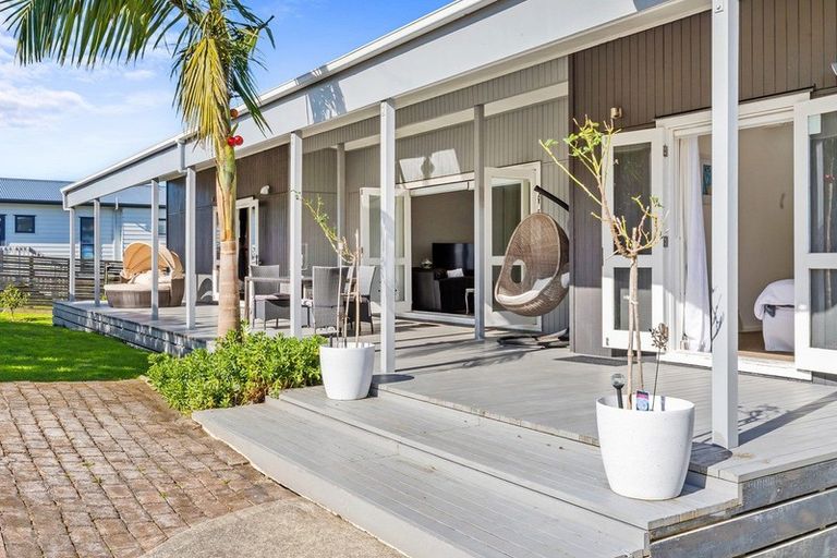 Photo of property in 4 Te Whai Street, Mangawhai Heads, Mangawhai, 0505