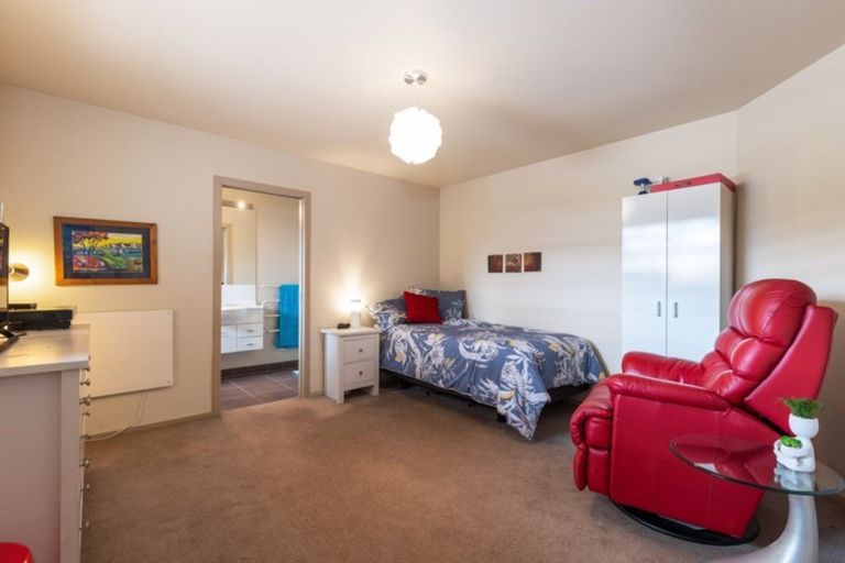 Photo of property in 45 Sylvan Street, Lake Hayes, Queenstown, 9304