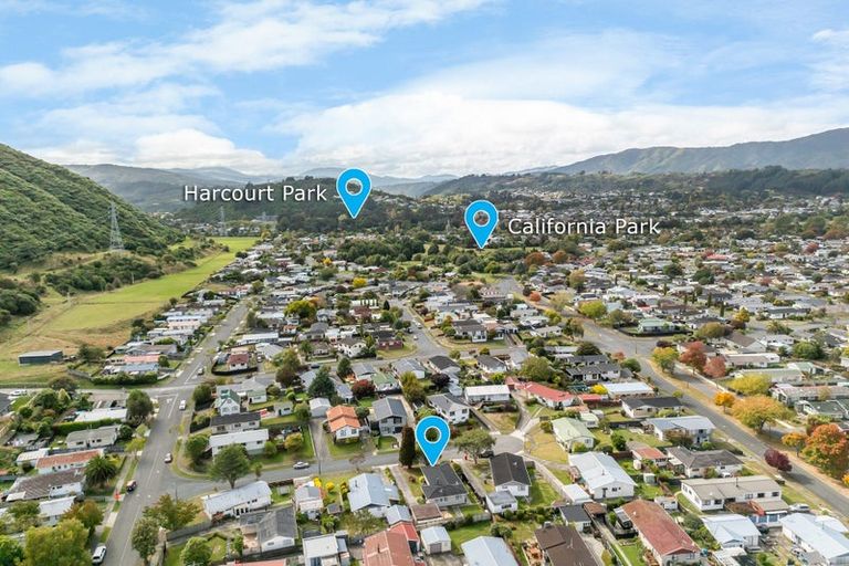 Photo of property in 6 Topeka Grove, Totara Park, Upper Hutt, 5018