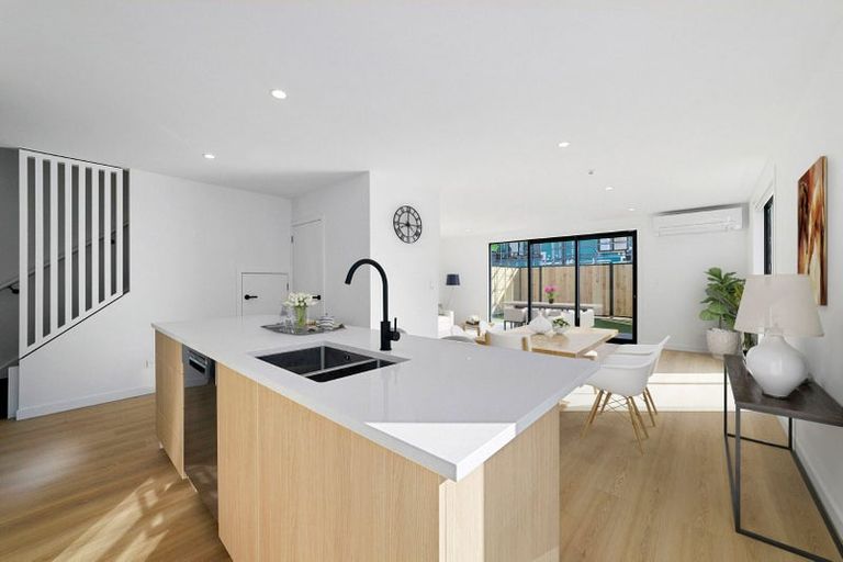 Photo of property in 19/10 Trieste Way, Paraparaumu, 5032