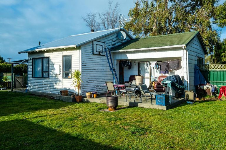 Photo of property in 104 King Street, Pareora, 7912