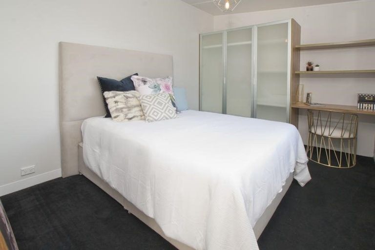 Photo of property in 15a Sea View Terrace, Cockle Bay, Auckland, 2014