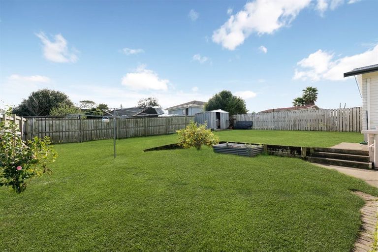 Photo of property in 27 Park Estate Road, Rosehill, Papakura, 2113