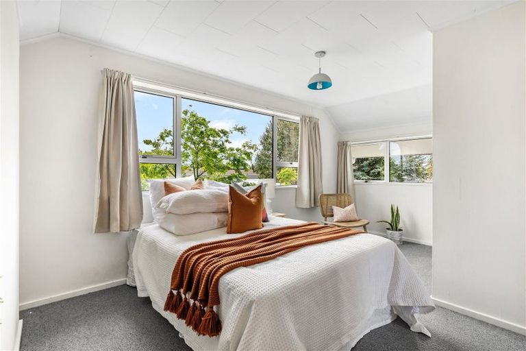 Photo of property in 35 Bucknell Street, Sockburn, Christchurch, 8042