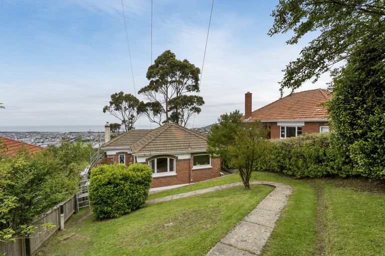 Photo of property in 131 Forfar Street, Clyde Hill, Dunedin, 9011