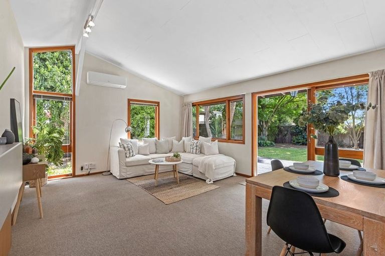 Photo of property in 1/27 Colwyn Street, Bryndwr, Christchurch, 8053