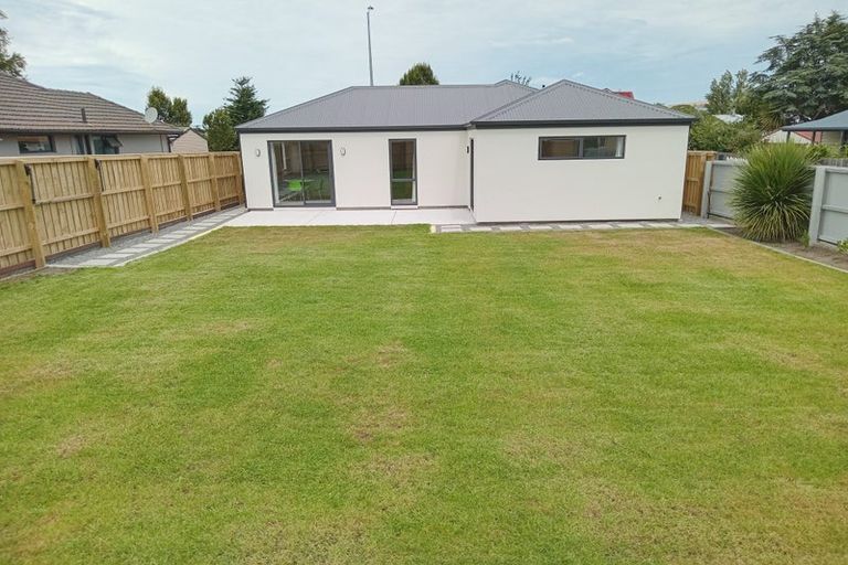 Photo of property in 1/205 Wainoni Road, Avondale, Christchurch, 8061
