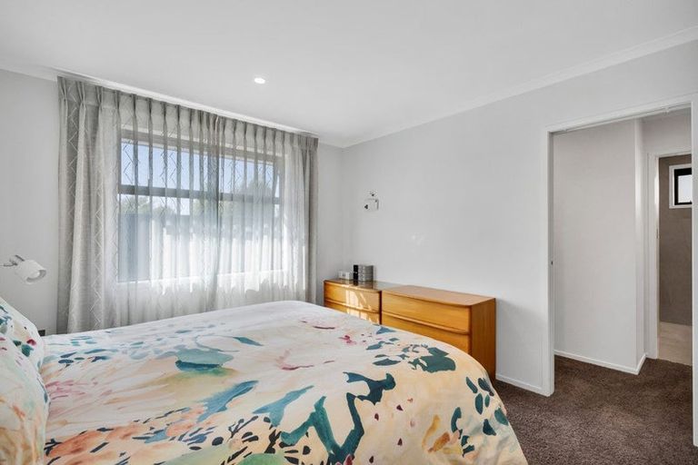 Photo of property in 8 Clinton Street, Fitzroy, New Plymouth, 4312