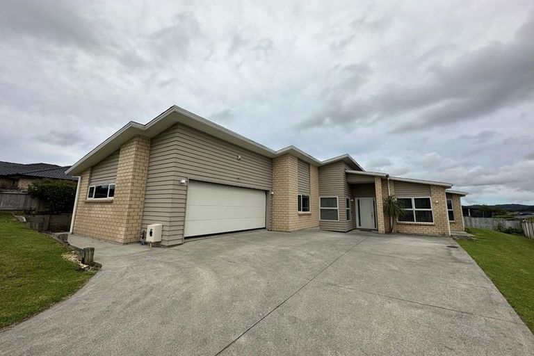 Photo of property in 120 Tapu Road, Huapai, Kumeu, 0810