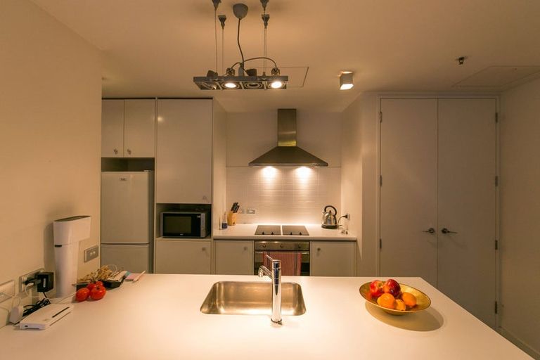 Photo of property in Montreaux, 164 The Terrace, Wellington Central, Wellington, 6011