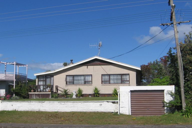 Photo of property in 20 Dillon Street, Waihi Beach, 3611