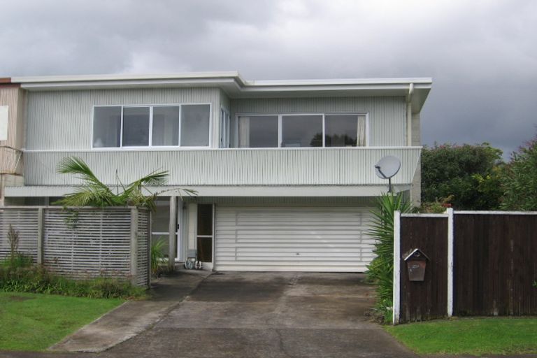 Photo of property in 1/21 Roadley Avenue, Sunnyhills, Auckland, 2010