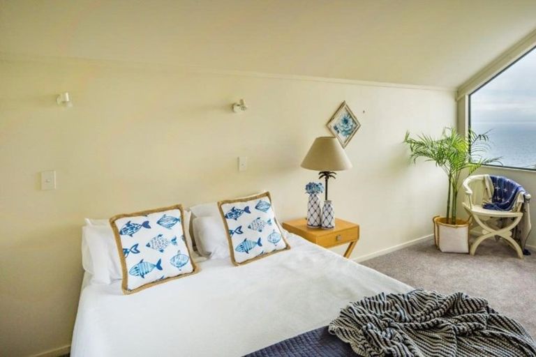 Photo of property in 9 Haunui Way, Pukerua Bay, 5026