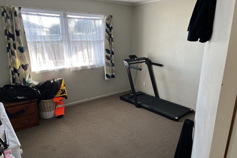 Photo of property in 19 Gainsborough Street, Manurewa, Auckland, 2102
