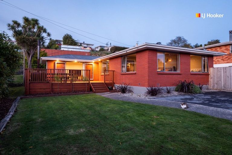 Photo of property in 98 Barr Street, Kenmure, Dunedin, 9011