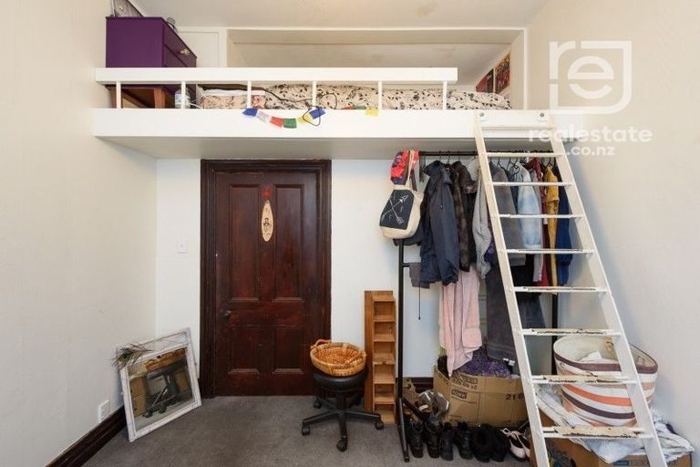 Photo of property in 182 Tasman Street, Mount Cook, Wellington, 6021