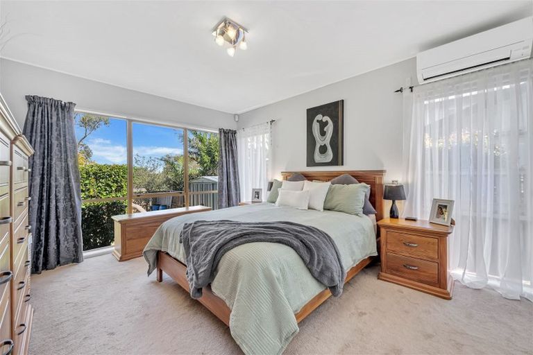 Photo of property in 9 Serrita Avenue, Sunnyhills, Auckland, 2010